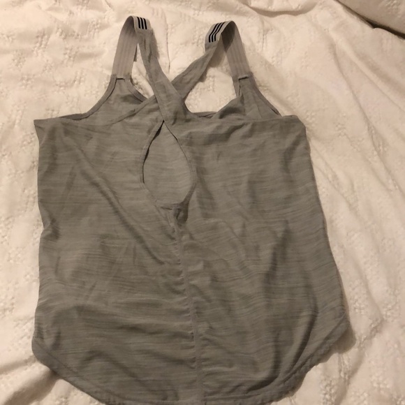 Adidas Racerback Active Top Size Small - Picture 6 of 7